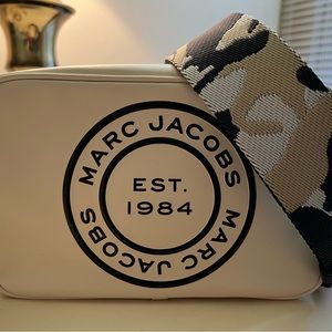 Marc Jacobs Flash Crossbody Bag; Marshmallow White with Camo Strap *BRAND NEW*